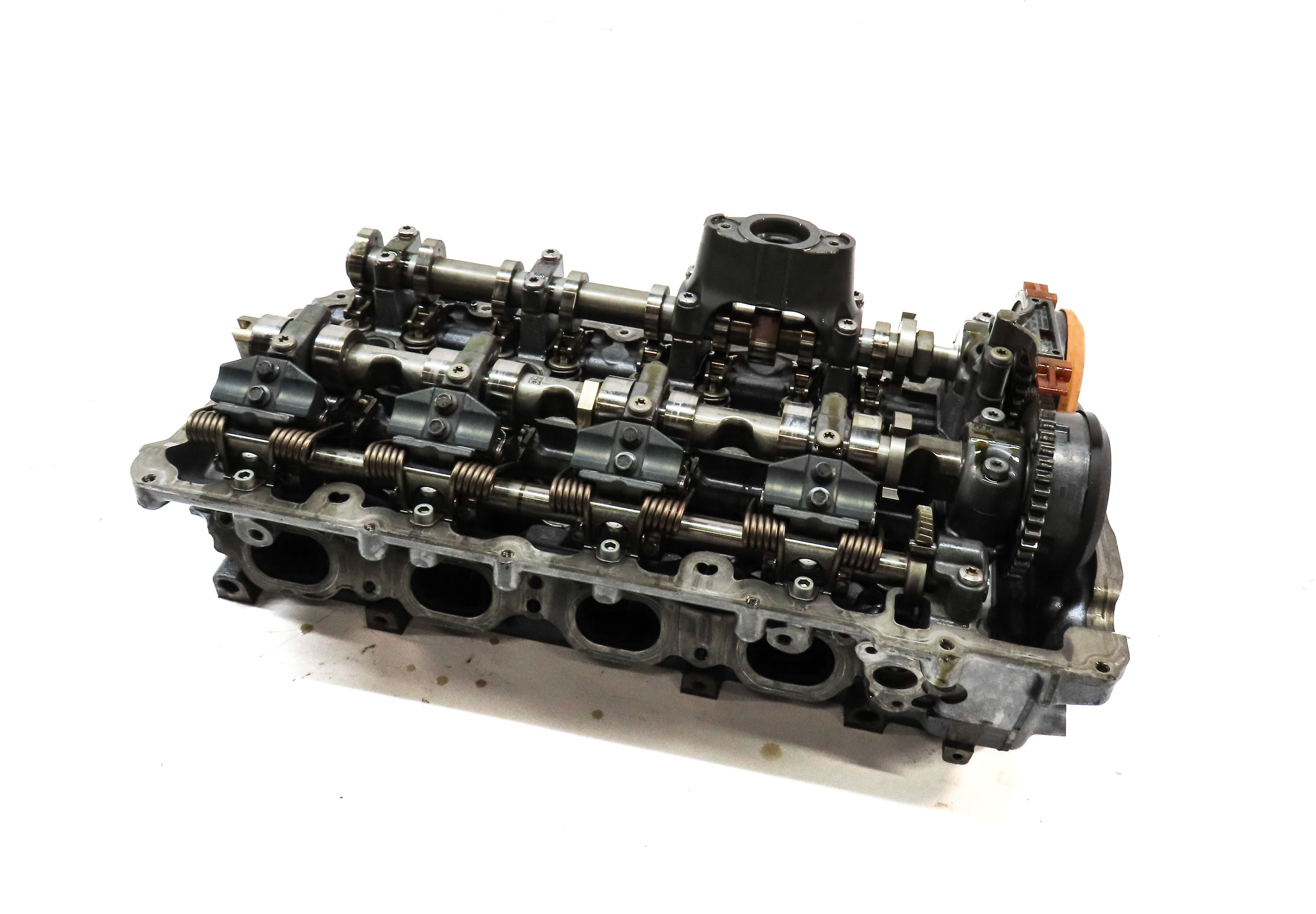 13-19 BMW 550i 650i 750i X5 X6 - 4.4L N63B TWIN TURBO ENGINE RIGHT CYLINDER HEAD — exact item pictured